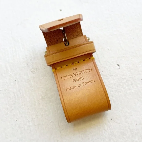 Louis Vuitton Vachetta Cuff - Picture 4 of 15